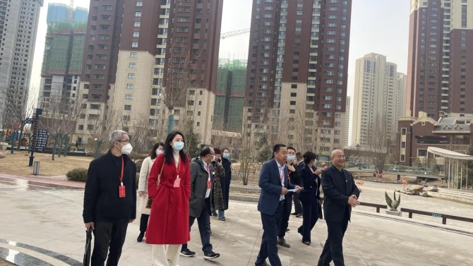 市人大代表蒞臨百酈灣小區(qū)調(diào)研指導物業(yè)服務工作